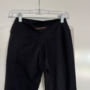 ALPHALUX ESSENTIAL LEGGING - Alphalete